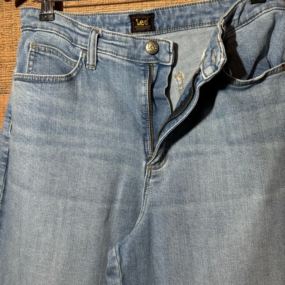 Lee Women's Legendary High Rise Trouser Jean size 12 Wide Leg - Picture 6 of 12